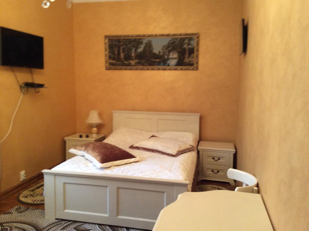 Guesthouse Grand Canyon カームヤネツィ・ポジーリシクィイ 部屋 写真